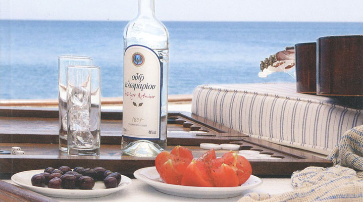 Görög nemzeti ital Ouzo